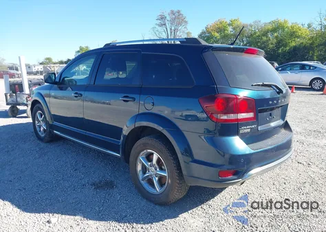 2015 Dodge Journey Crossroad z USA, uszkodzony, nr VIN 3C4PDCGG2FT724971